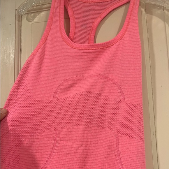 Lululemon Swiftly Tech Racerback Pink Workout top size small - Picture 3 of 5